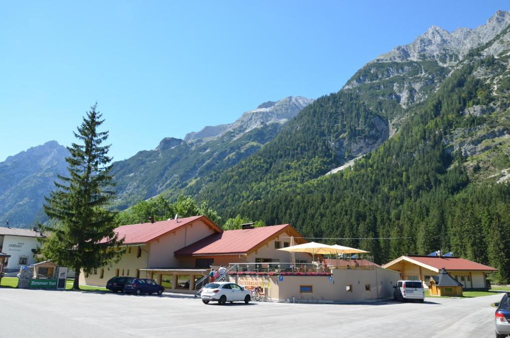 Hotel Gasthaus-Pension Reiterklause à Leutasch Extérieur photo